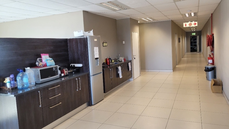 To Let commercial Property for Rent in Montague Gardens Western Cape